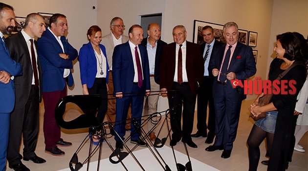 'KARŞILAŞMALAR' SERGİSİ AKS'DE