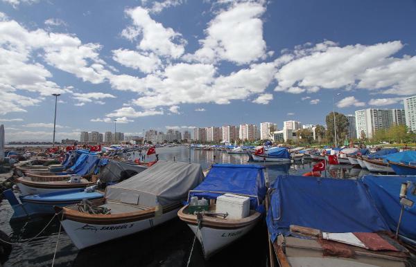 Karşıyaka'da Yenilenen Barınak Açılışı