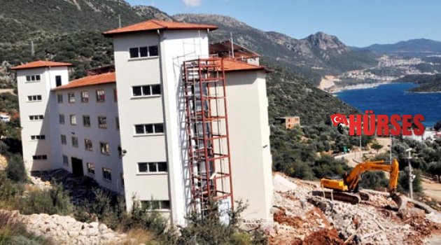 KAŞ'A 5 YILDIZLI ÖĞRENCİ YURDU