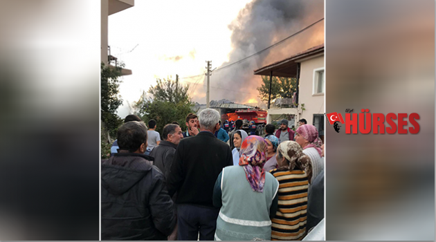 Kaş'ta depo yangını