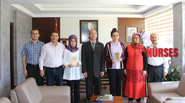 KAYMAKAM’DAN ÖĞRENCİLERE ÖDÜL