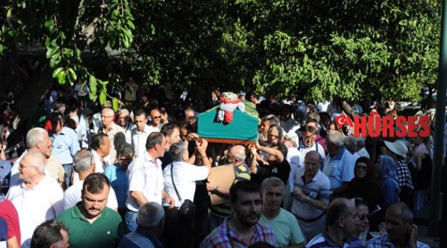 KEMAL KALENDER SON YOLCULUĞUNA UĞURLANDI