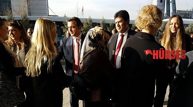 KEMERLİ KADINLAR GÖĞSÜMÜZÜ KABARTTI