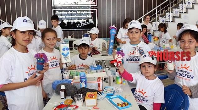 KENDİ OYUNCAKLARINI YAPTILAR