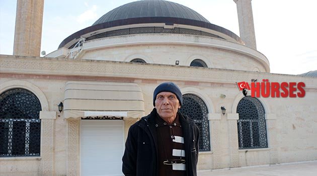 Kendi salasını okuttu