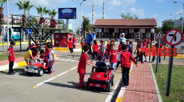 KEPEZ’DE TRAFİK EĞİTİMİNE DEVAM