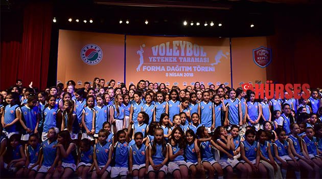 Kepez’in minik sultanlarına forma