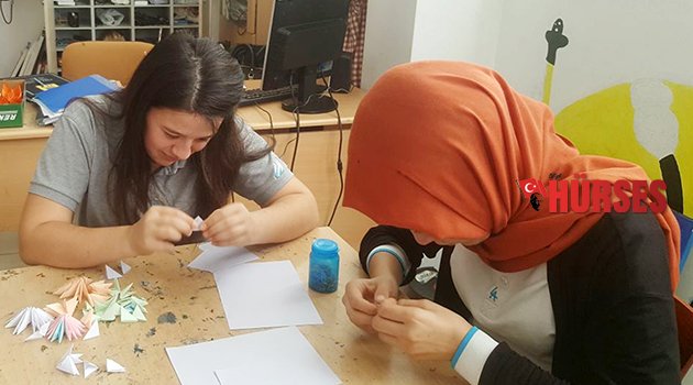 Kepez'den öğrencilere origami eğitimi verildi