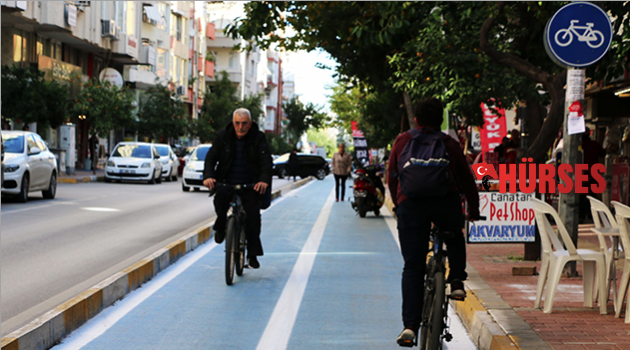Kesintisiz bisiklet yolu