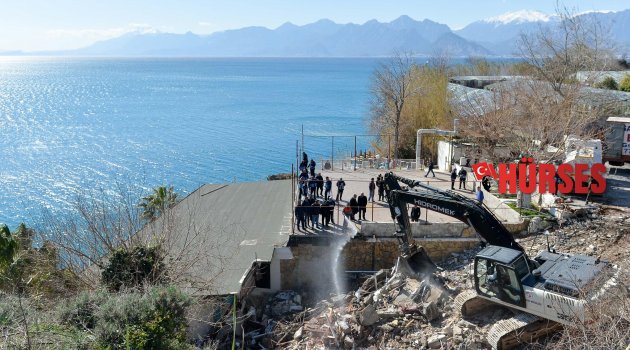 ‘KIYILAR İNSANLARA AÇIK OLMALI’