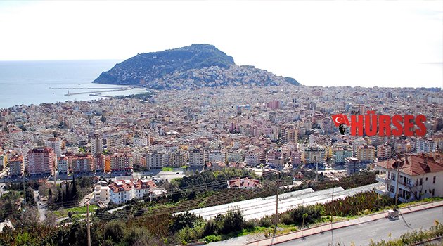 KONUTTA RUSLAR ALANYA'DAN VAZGEÇMEDİ