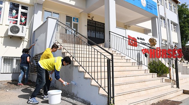 KONYAALTI OKULLARI BOYUYOR
