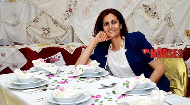 KURSİYERLERİN  SERGİ HEYECANI
