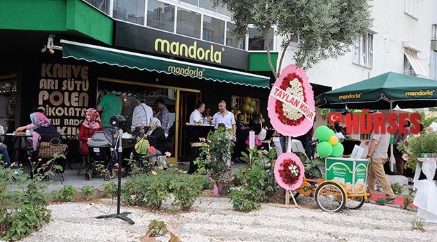 Mandorla açıldı