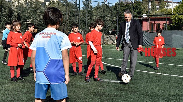 Minik Yıldızlar Turnuvası Başladı