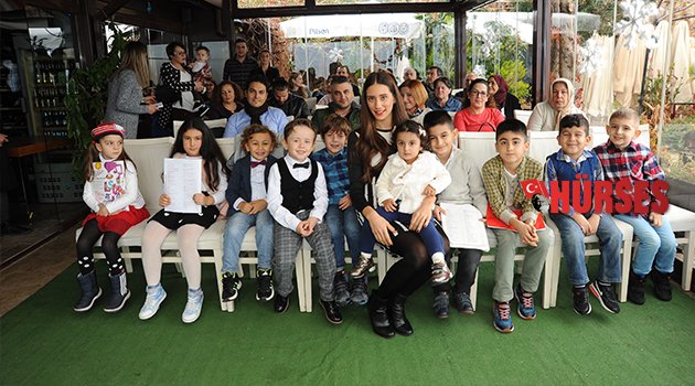 MİNİKLERDEN ‘YENİ YIL DİNLETİSİ’