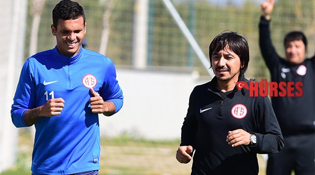 MOTTA’DAN MESAJ VAR