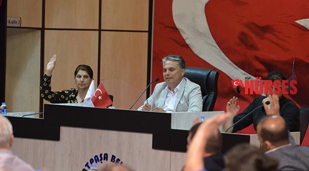 Muratpaşa bütçesi ibra edildi