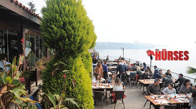 Nar Bistro Ortamıyla içinizi ısıtıyor