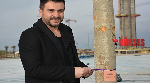 O DA KENDİSİ İÇİN AĞAÇ DİKTİ