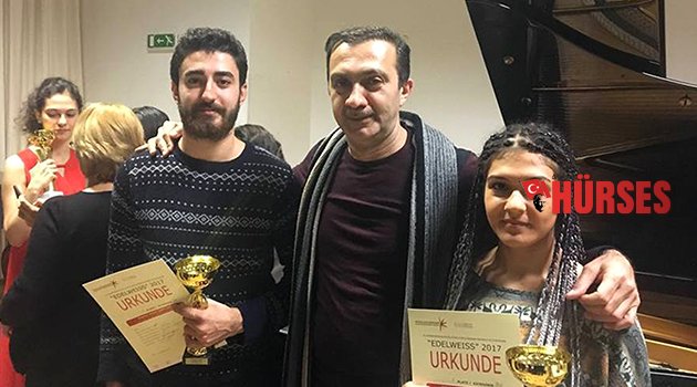 Ödüllerle döndüler
