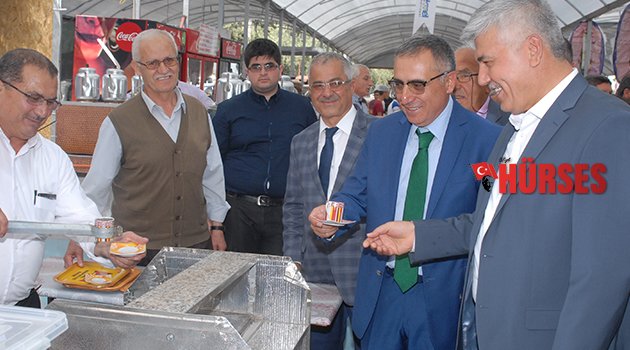 ÖĞRENCİ YURTLARI KERMESİ AÇILDI
