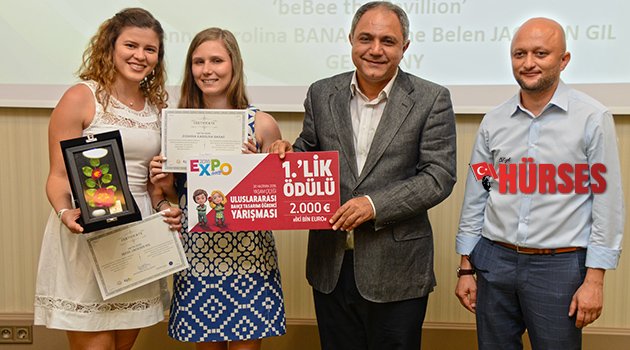 ÖĞRENCİLER ÖDÜLLERİNİ ALDI