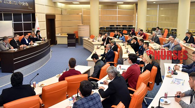 ÖĞRENCİLER SORUNLARINI TÜTÜNCÜ’YE ANLATTI