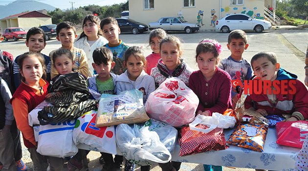 Öğrencilerden Mehmetçiğe duygulandıran hediye