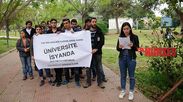 ÖĞRENCİLERDEN PROTESTO