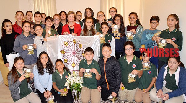 Öğrencilere çevre dersi