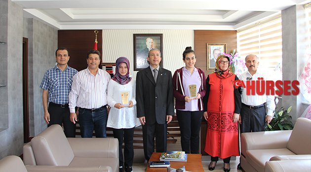 ÖĞRENCİLERİ ÖDÜLLENDİRDİ