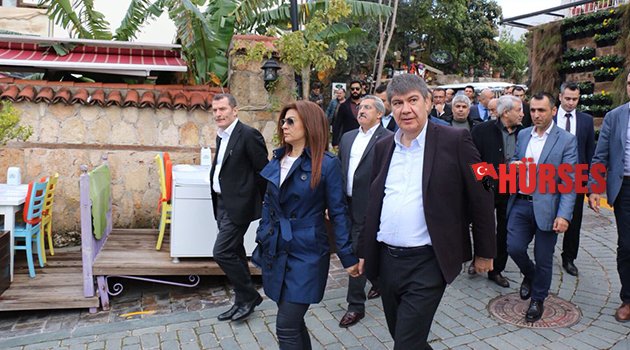 Önce babaya, sonra eşine