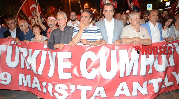 O'NU HİÇ BÖYLE GÖRDÜNÜZ MÜ?