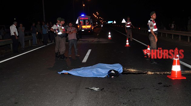 Önündeki araca çarptı