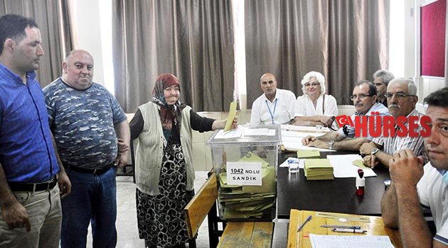 Oy pusulasını ilk defa iki gözüyle gördü