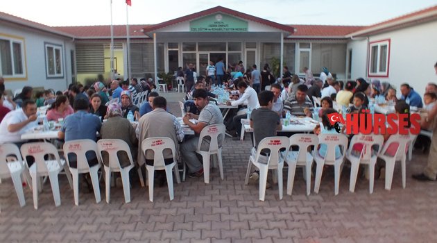 ÖZEL ÇOCUKLAR İFTARDA