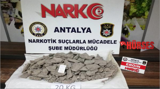 Paketten 20 kilo eroin çıktı