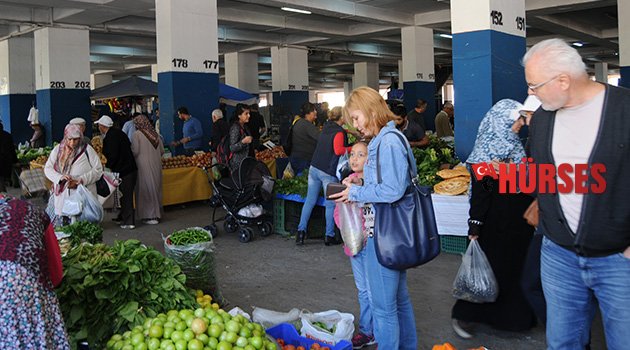 Pazar fiyatları el yakıyor