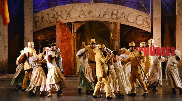 PERDEYİ 'CARMEN' AÇACAK
