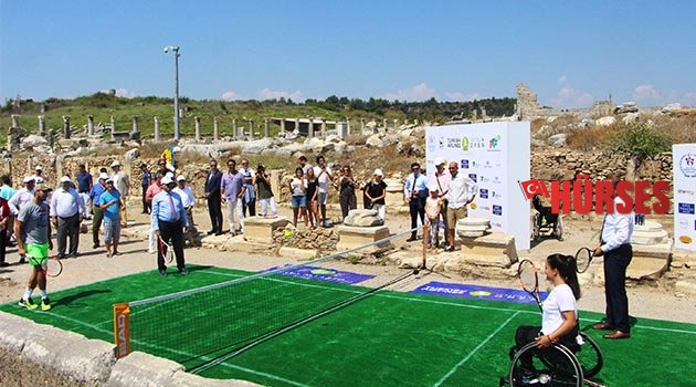 Perge’de ilk tenis maçı