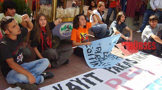 PKK'YA KATILAN 'KIRMIZI FULARLI KIZ' RAKKA'DA ÖLDÜ