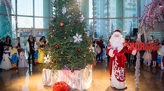 RUSLARDAN RENKLİ YILBAŞI KUTLAMASI