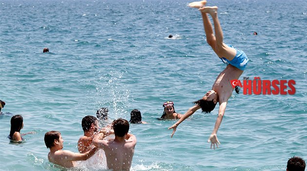 SAHİLLER DOLUP TAŞTI