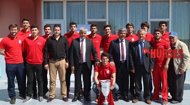 ŞAMPİYONUN HEDEFİ SÜPER LİG