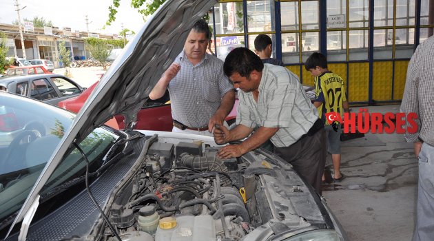 SANAYİ SİTESİNDE İŞ VAR, ÇIRAK YOK