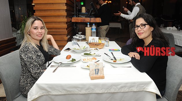 SIKI DOSTLAR ÖZLEM GİDERDİ