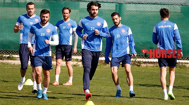 SİVASSPOR MESAİSİ DEVAM EDİYOR