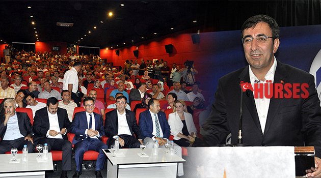 SİYASET AKADEMİSİ’NDE İLK DERS CEVDET YILMAZ’DAN