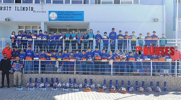Spor malzemeleri Büyükşehir’den
